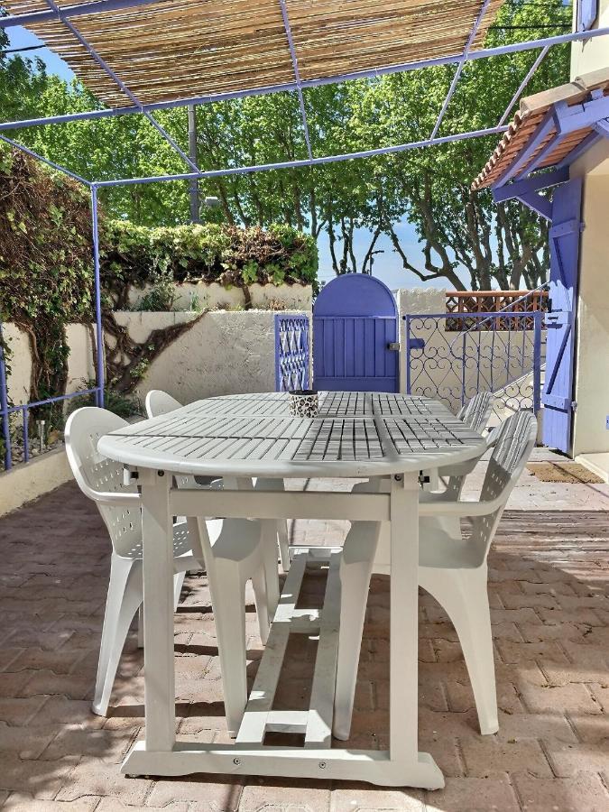Bleu Lavande - Coquet Appartement Ambiance Village Istres Luaran gambar