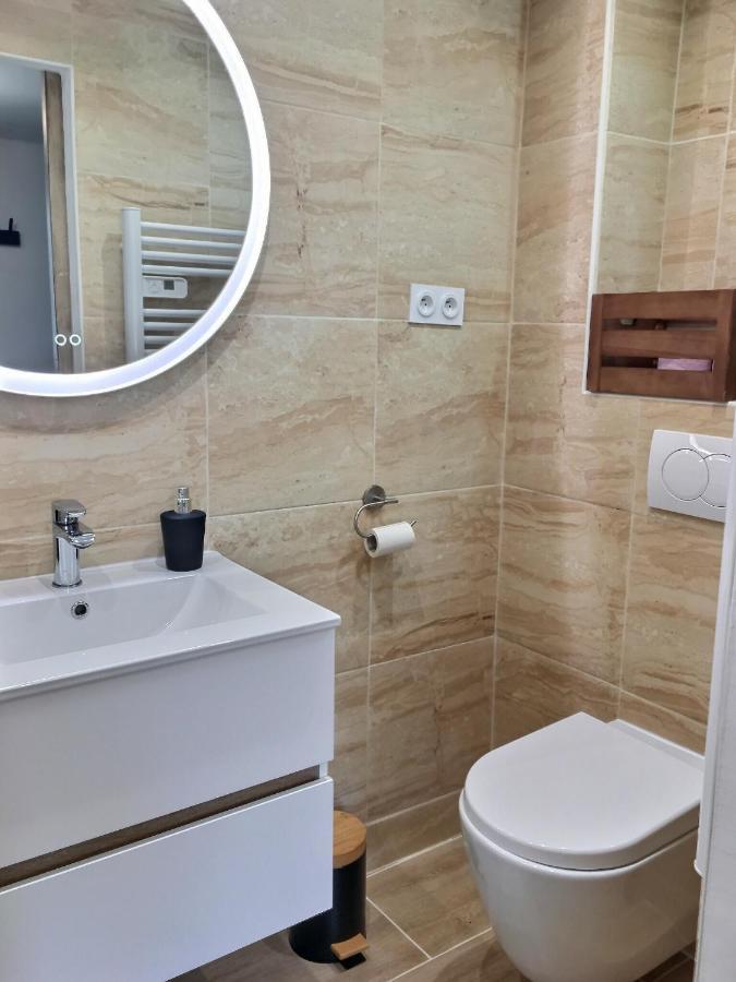 Bleu Lavande - Coquet Appartement Ambiance Village Istres Luaran gambar