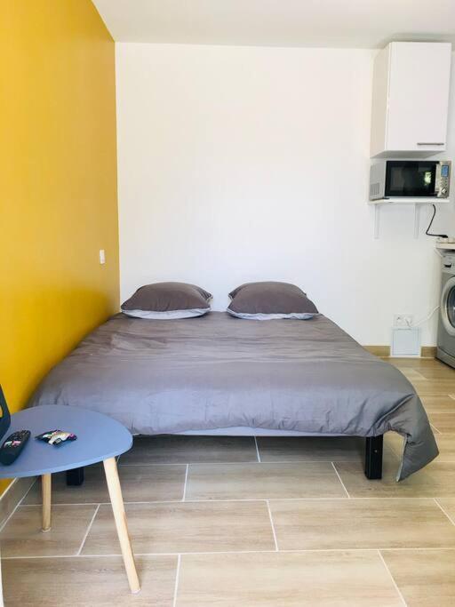 Bleu Lavande - Coquet Appartement Ambiance Village Istres Luaran gambar